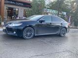 Lexus ES 300h 2013 года за 8 000 000 тг. в Актау
