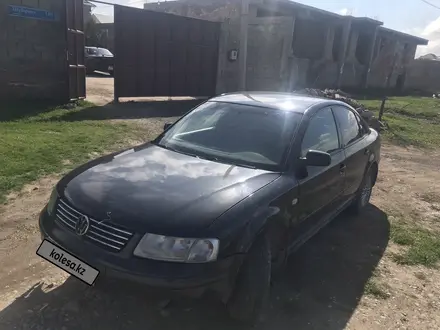 Volkswagen Passat 1996 года за 1 300 000 тг. в Шымкент