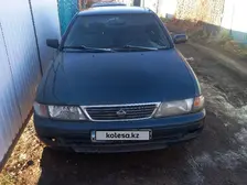 Nissan Sunny, 1996