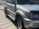 Toyota Land Cruiser Prado 2001 года за 6 800 000 тг. в Усть-Каменогорск – фото 2