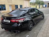 Toyota Camry 2017 года за 9 500 000 тг. в Туркестан – фото 3