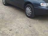 Toyota Carina E 1995 года за 1 800 000 тг. в Шымкент – фото 2