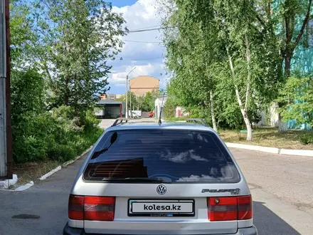 Volkswagen Passat 1996 года за 2 000 000 тг. в Караганда – фото 21