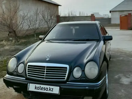 Mercedes-Benz E 280 1997 года за 3 000 000 тг. в Туркестан