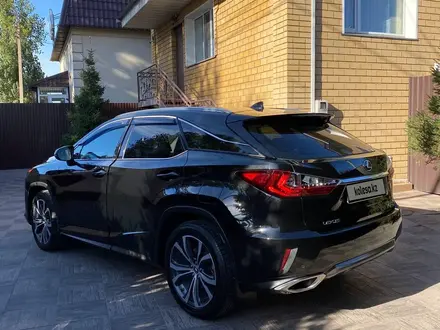 Lexus RX 200t 2018 года за 21 500 000 тг. в Семей – фото 2