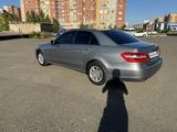 Mercedes-Benz E 200 2011 годаүшін8 100 000 тг. в Актобе – фото 3