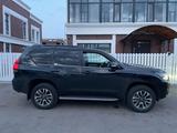 Toyota Land Cruiser Prado 2022 годаүшін28 100 000 тг. в Астана – фото 4