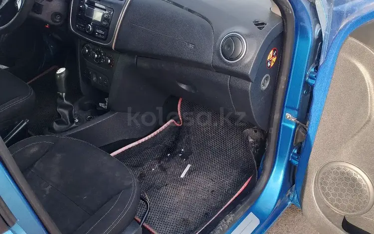 Renault Logan 2014 года за 2 200 000 тг. в Астана