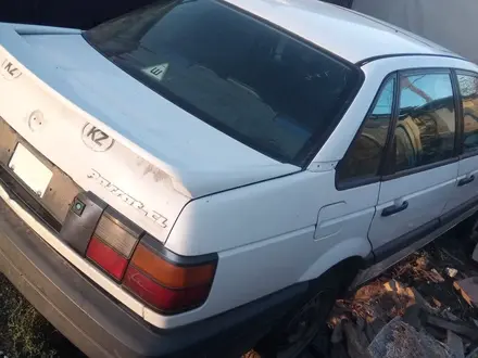 Volkswagen Passat 1990 года за 800 000 тг. в Усть-Каменогорск – фото 3