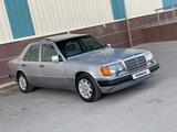 Mercedes-Benz E 230 1991 года за 2 600 000 тг. в Алматы