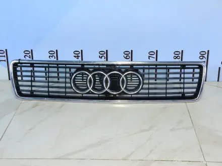 Решетка радиатора Audi B4 за 10 000 тг. в Тараз