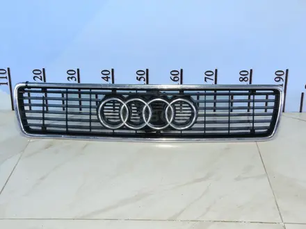 Решетка радиатора Audi B4 за 10 000 тг. в Тараз