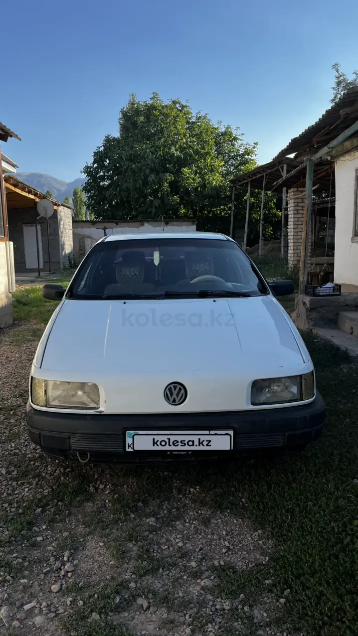 Volkswagen Passat, 1992