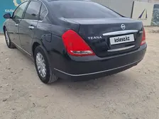 Nissan Teana, 2003