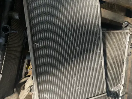 Основной радиатор (механика) Avensis 25 за 20 000 тг. в Алматы