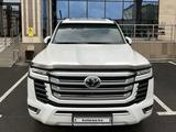 Toyota Land Cruiser 2022 года за 62 000 000 тг. в Астана
