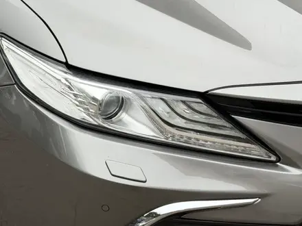 Toyota Camry 2023 года за 17 350 000 тг. в Шымкент – фото 2
