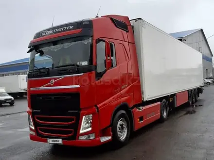 Volvo  FH 2015 года за 32 000 000 тг. в Уральск – фото 2