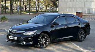 Toyota Camry 2015 года за 10 850 000 тг. в Павлодар