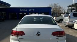 Volkswagen Passat 2017 года за 9 000 000 тг. в Алматы – фото 5