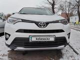 Toyota RAV4 2019 годаүшін14 100 000 тг. в Костанай