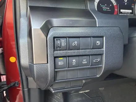 Toyota 4Runner 2025 года за 39 500 000 тг. в Алматы – фото 23