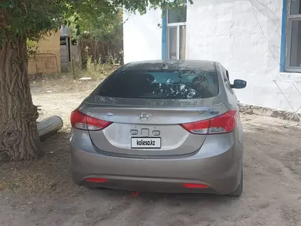 Hyundai Elantra 2013 года за 4 200 000 тг. в Уральск – фото 2