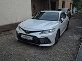 Toyota Camry 2021 годаүшін15 300 000 тг. в Астана – фото 2