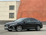 Hyundai Sonata 2019 года за 8 300 000 тг. в Астана – фото 2