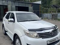 Toyota Fortuner 2013 годаfor9 500 000 тг. в Алматы