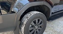 Оригинальные диски с резиной от Toyota Land Cruiser Prado 250 за 980 000 тг. в Уральск