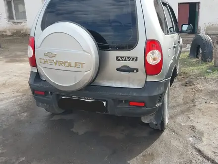 Chevrolet Niva 2015 года за 3 800 000 тг. в Павлодар – фото 3