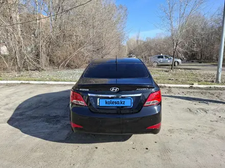 Hyundai Accent 2014 года за 5 000 000 тг. в Усть-Каменогорск – фото 2