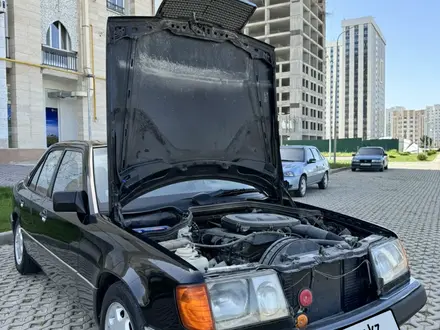 Mercedes-Benz E 230 1992 года за 2 200 000 тг. в Туркестан – фото 13