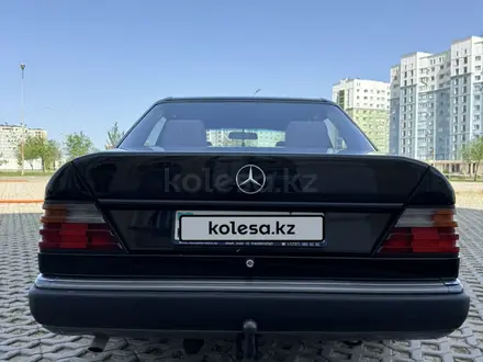 Mercedes-Benz E 230 1992 года за 2 200 000 тг. в Туркестан – фото 7