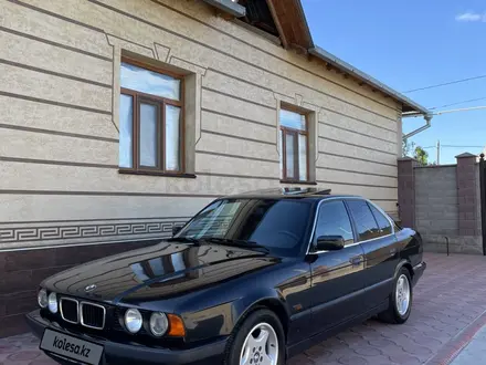 BMW 530 1994 года за 4 300 000 тг. в Туркестан