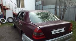 Mercedes-Benz C 220 1995 годаүшін630 000 тг. в Алматы – фото 3