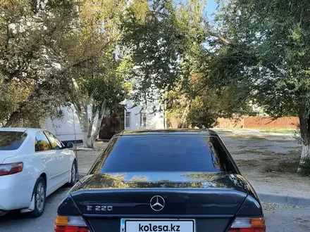 Mercedes-Benz E 200 1993 года за 2 000 000 тг. в Кызылорда – фото 7