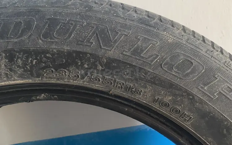 Шины Dunlop 235/55/18 за 50 000 тг. в Караганда