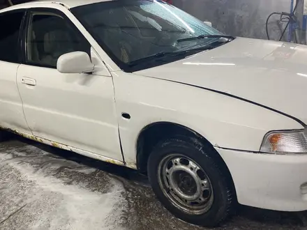 Mitsubishi Mirage 2000 года за 600 000 тг. в Алматы – фото 3