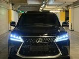 Lexus LX 570 2017 годаүшін44 000 000 тг. в Алматы – фото 2
