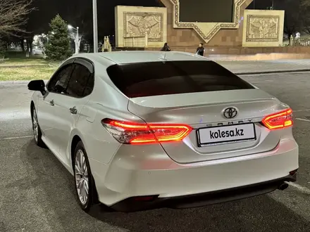 Toyota Camry 2020 года за 14 200 000 тг. в Тараз – фото 10