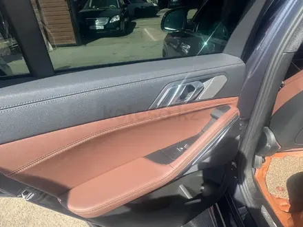 BMW X6 2021 года за 29 000 000 тг. в Алматы – фото 10