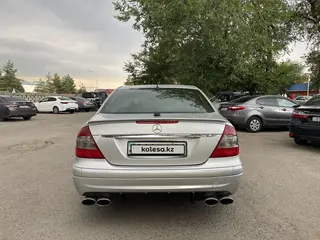 Mercedes-Benz E 500
