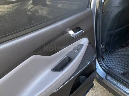 Hyundai Santa Fe 2018 года за 12 000 000 тг. в Астана – фото 4