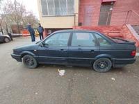 Volkswagen Passat 1992 годаfor900 000 тг. в Астана