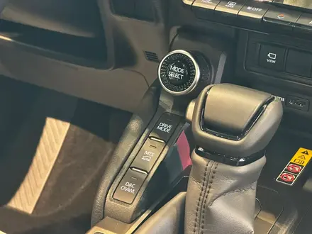 Toyota Land Cruiser Prado Luxe+ 2025 года за 52 390 000 тг. в Алматы – фото 7