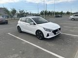 Hyundai i20 2023 года за 7 500 000 тг. в Шымкент – фото 2