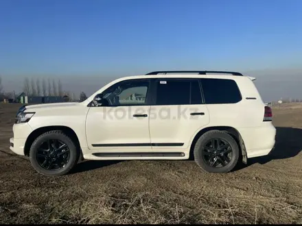 Toyota Land Cruiser 2017 года за 35 000 000 тг. в Алматы – фото 3