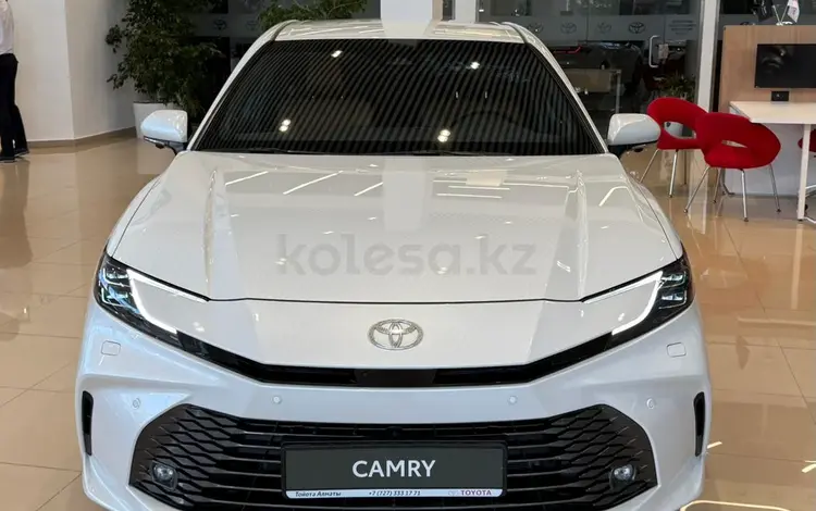 Toyota Camry Luxe 2026 года за 22 190 000 тг. в Алматы